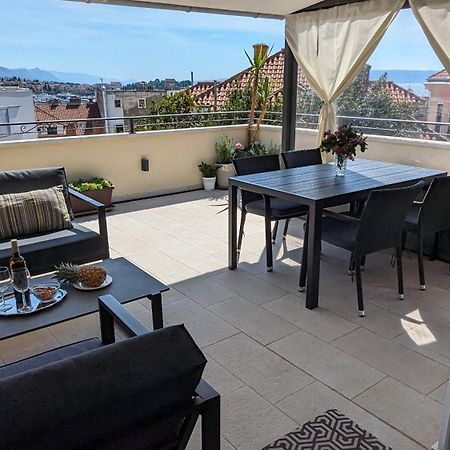 Prime Location Penthouse Apt With A Large Terrace スプリト エクステリア 写真